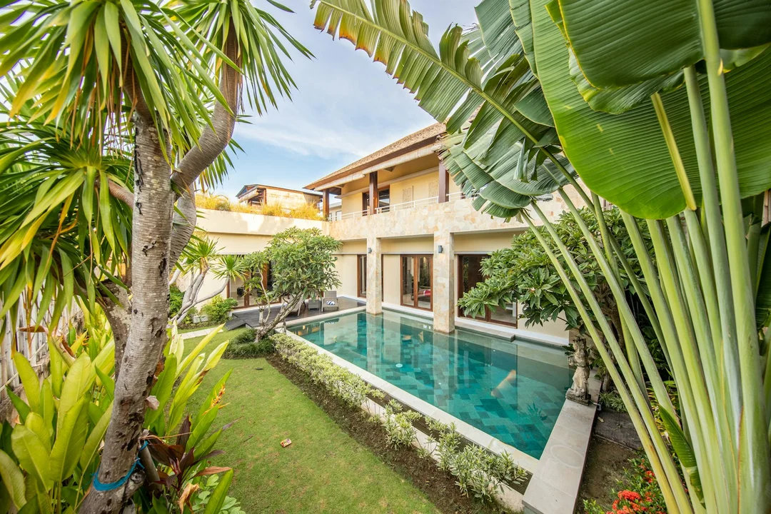 Maison arabe S+4 à Sakiet Ezzit – à louer